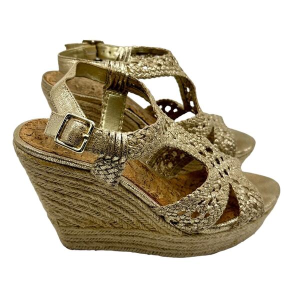 Gianni Bini Gold Metallic Wedges Womens Size 6M - Picture 1 of 8
